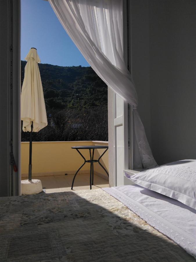 Lemon House Hotel Vis Luaran gambar